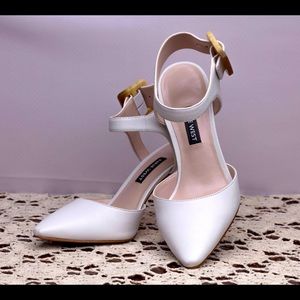 Nine West White Leather Heels